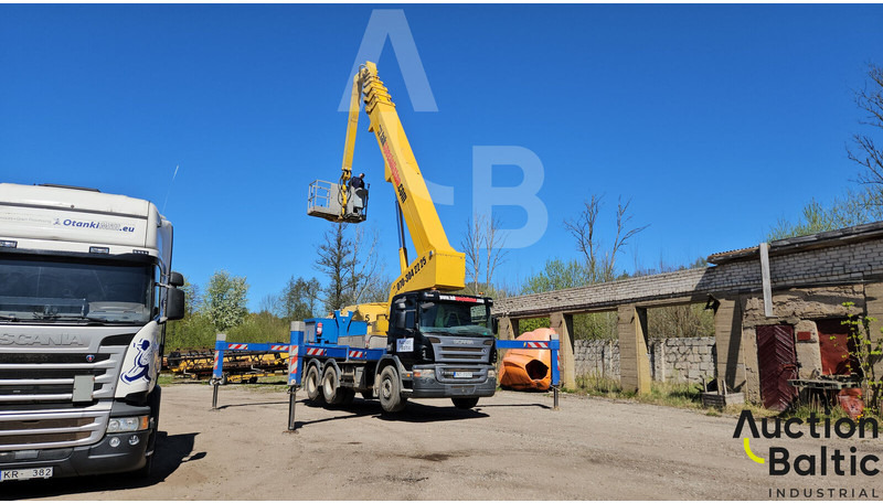 Scania P 310 - Nền bục trên không gắn trên xe tải: hình 5 Scania P 310 - Nền bục trên không gắn trên xe tải: hình 5