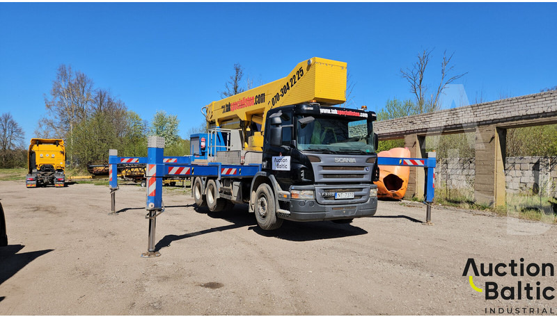 Nền bục trên không gắn trên xe tải Scania P 310: hình 6