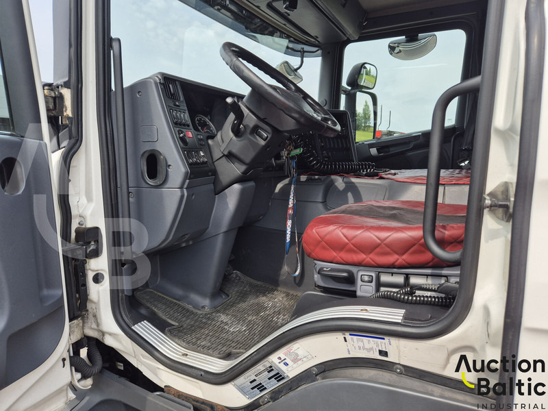 Scania P 450 - Xe tải khung gầm: hình 5 Scania P 450 - Xe tải khung gầm: hình 5