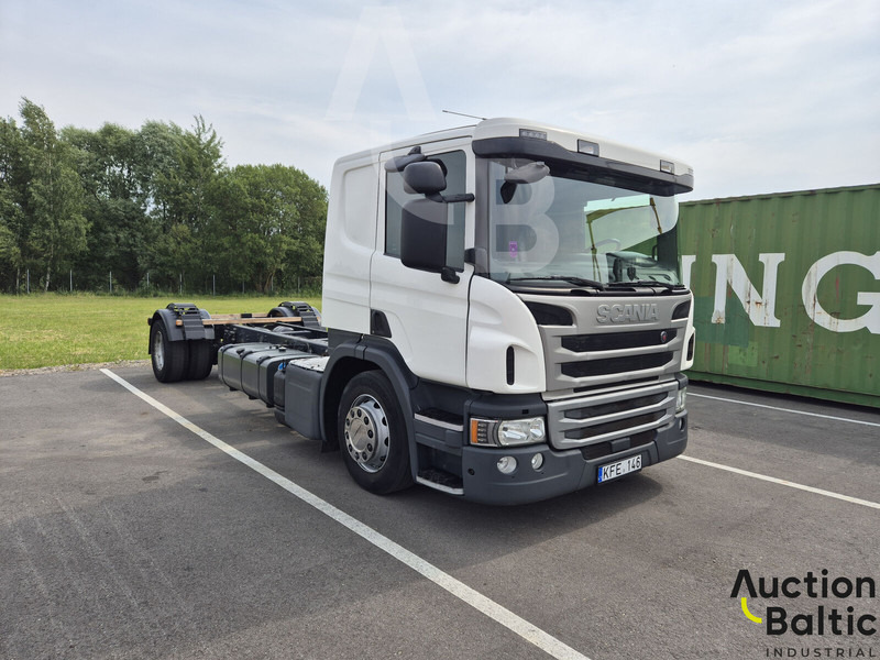 Scania P 450 - Xe tải khung gầm: hình 2 Scania P 450 - Xe tải khung gầm: hình 2