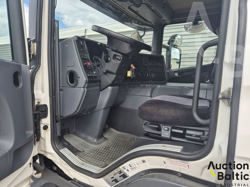 Scania P 450 - Xe tải khung gầm: hình 5 Scania P 450 - Xe tải khung gầm: hình 5
