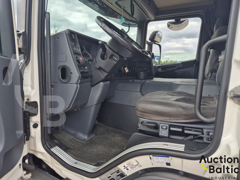 Scania P 450 - Xe tải khung gầm: hình 5 Scania P 450 - Xe tải khung gầm: hình 5