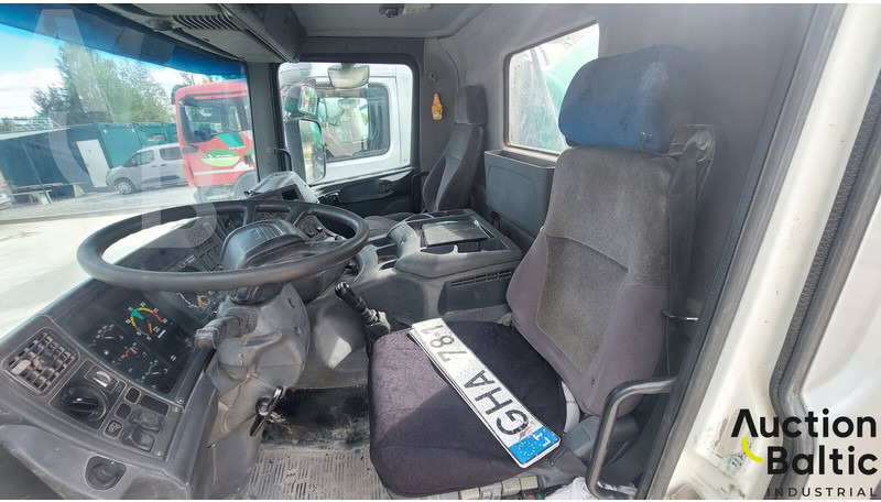 Scania P 94 GB - Xe trộn bê tông: hình 5 Scania P 94 GB - Xe trộn bê tông: hình 5