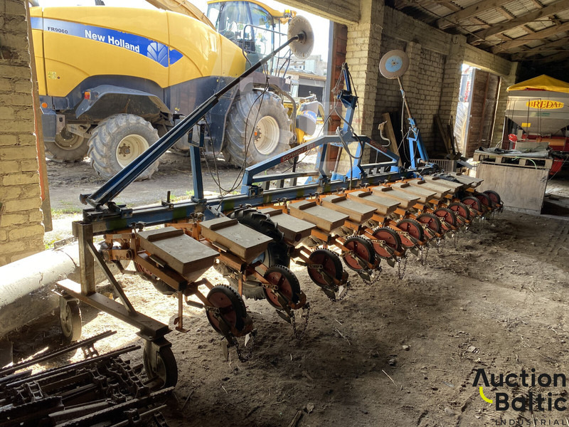 Schmotzer UD2012 - Máy gieo hạt chính xác: hình 4 Schmotzer UD2012 - Máy gieo hạt chính xác: hình 4