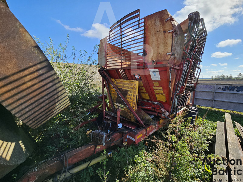 TIM Sugar beet harvester - Máy gặt đập: hình 4 TIM Sugar beet harvester - Máy gặt đập: hình 4