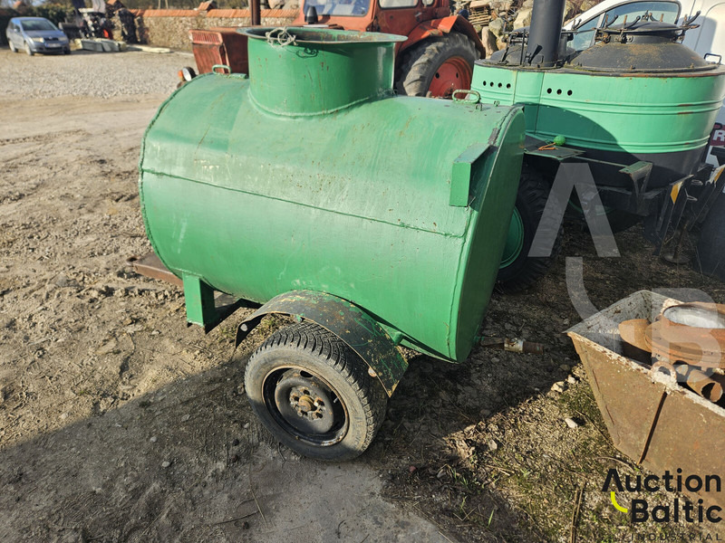 Trailer with tank - Rơ moóc bồn: hình 2 Trailer with tank - Rơ moóc bồn: hình 2