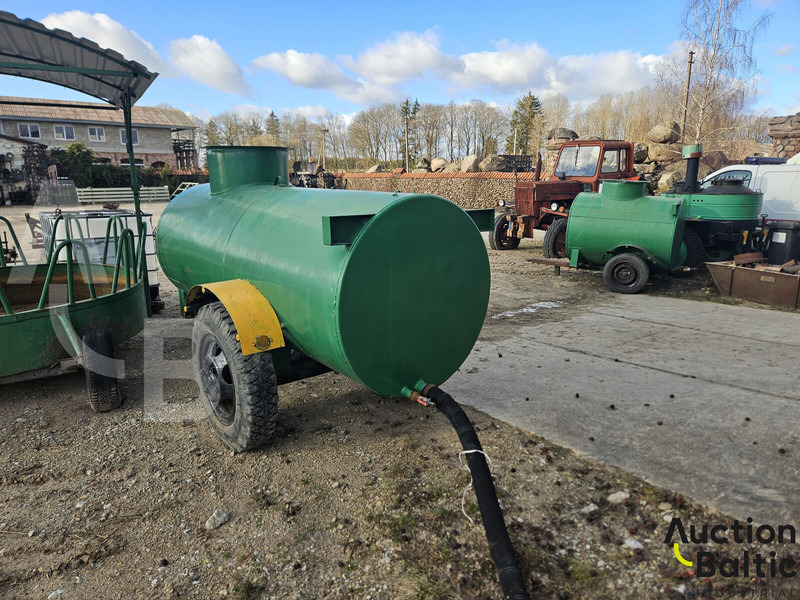 Trailer with tank - Rơ moóc bồn: hình 1 Trailer with tank - Rơ moóc bồn: hình 1