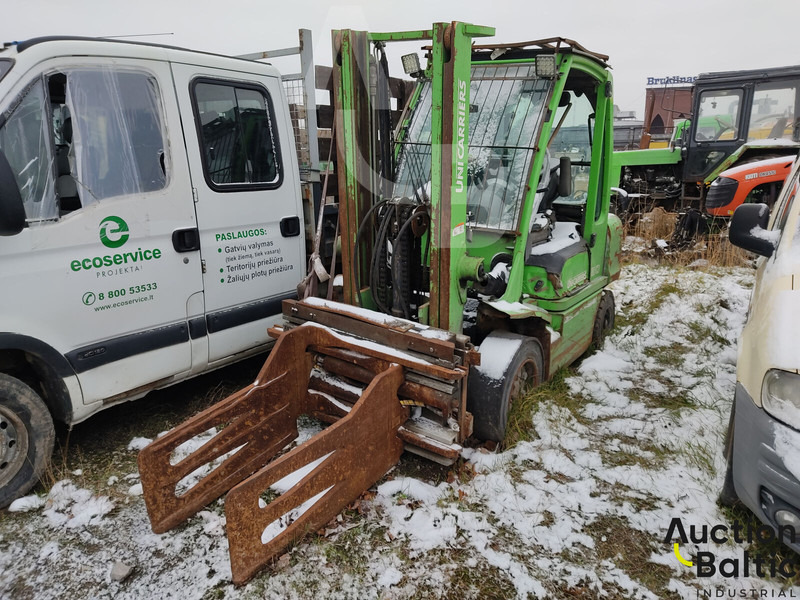 UniCarriers 30 - Xe nâng diesel: hình 1 UniCarriers 30 - Xe nâng diesel: hình 1