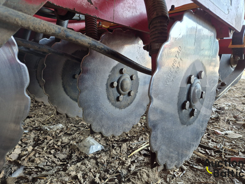Vaderstad RDA600S - Máy gieo hạt liên hợp: hình 5 Vaderstad RDA600S - Máy gieo hạt liên hợp: hình 5