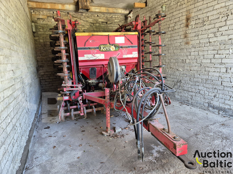 Vaderstad Rapid 600f - Trang thiết bị gieo hạt: hình 2 Vaderstad Rapid 600f - Trang thiết bị gieo hạt: hình 2