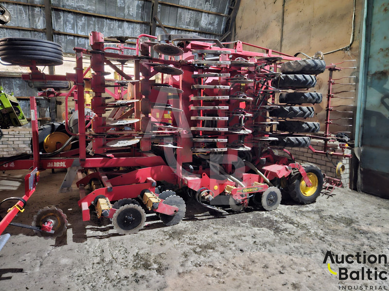 Vaderstad RapidA600S - Máy gieo hạt liên hợp: hình 2 Vaderstad RapidA600S - Máy gieo hạt liên hợp: hình 2