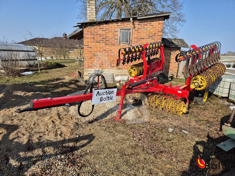 Vaderstad Rollex RX 620 - Con lăn ruộng: hình 2 Vaderstad Rollex RX 620 - Con lăn ruộng: hình 2