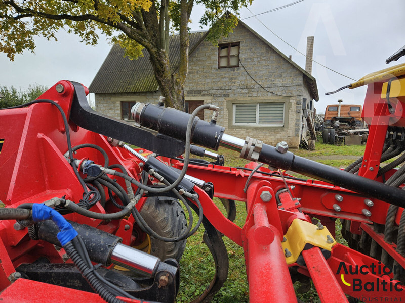 Vaderstad TD300 - Máy gieo hạt liên hợp: hình 5 Vaderstad TD300 - Máy gieo hạt liên hợp: hình 5