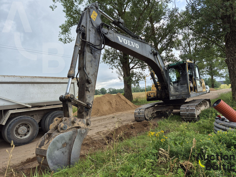 Volvo EC 210 C L - Máy xúc bánh xích: hình 2 Volvo EC 210 C L - Máy xúc bánh xích: hình 2