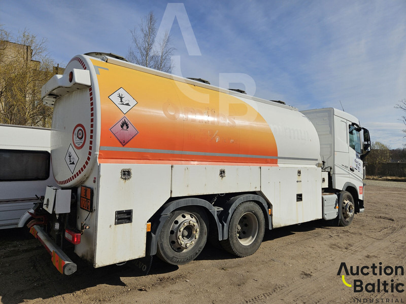 Volvo FH 420 - Xe bồn: hình 3 Volvo FH 420 - Xe bồn: hình 3
