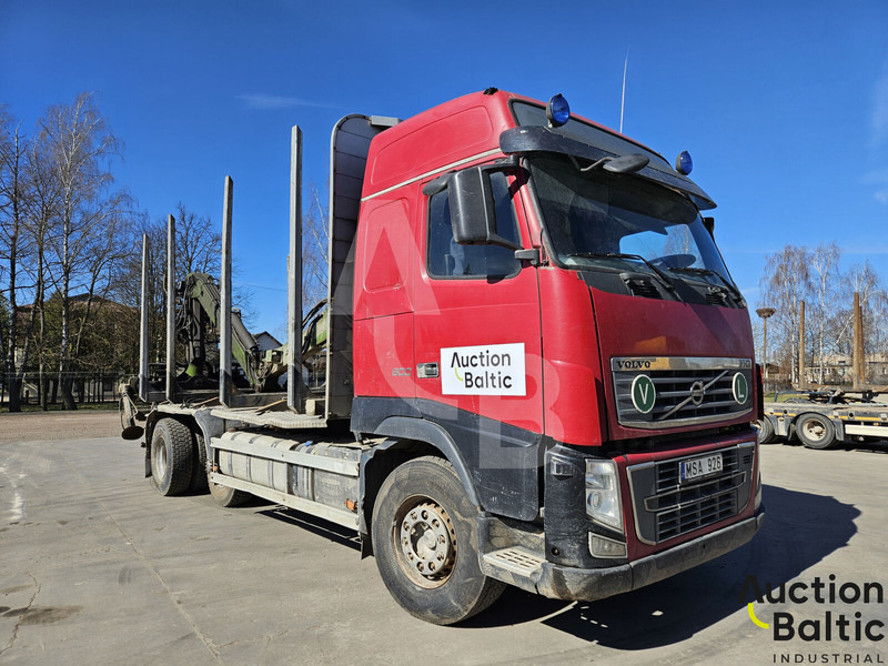 Volvo FH16 - Rơ moóc lâm nghiệp: hình 1 Volvo FH16 - Rơ moóc lâm nghiệp: hình 1