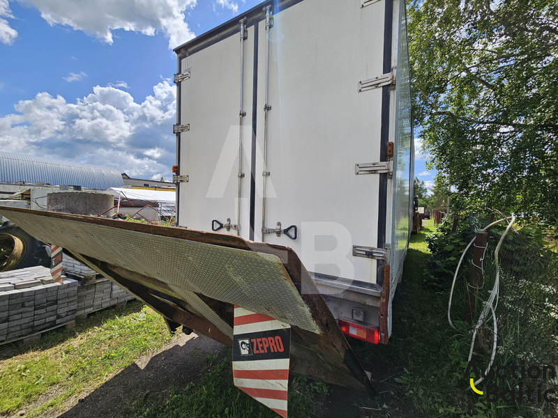 Volvo FL615 - Xe tải hộp: hình 4 Volvo FL615 - Xe tải hộp: hình 4