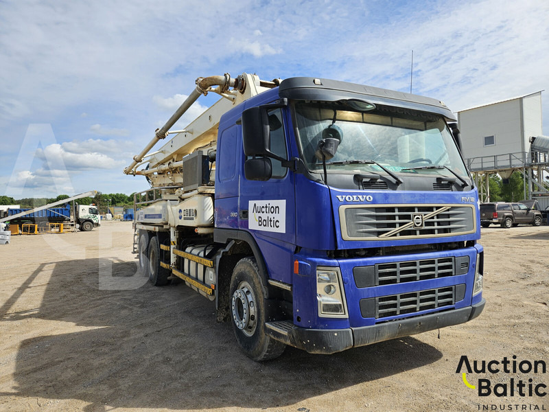 Volvo FM12 - Máy bơm bê tông tĩnh: hình 1 Volvo FM12 - Máy bơm bê tông tĩnh: hình 1