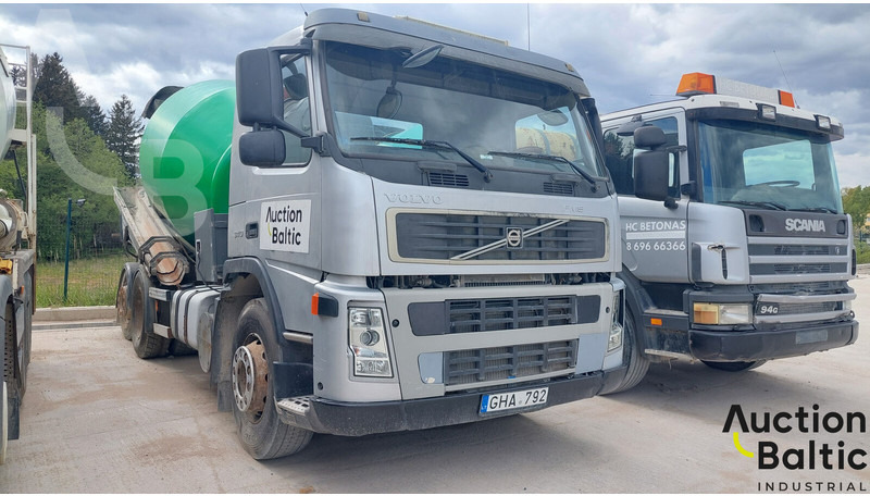 Volvo FM9 - Xe trộn bê tông: hình 2 Volvo FM9 - Xe trộn bê tông: hình 2