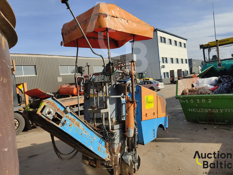 Wirtgen W35DC - Máy nhựa đường: hình 4 Wirtgen W35DC - Máy nhựa đường: hình 4
