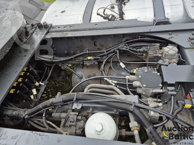 Xe đầu kéo DAF XF 480 FT: hình 9