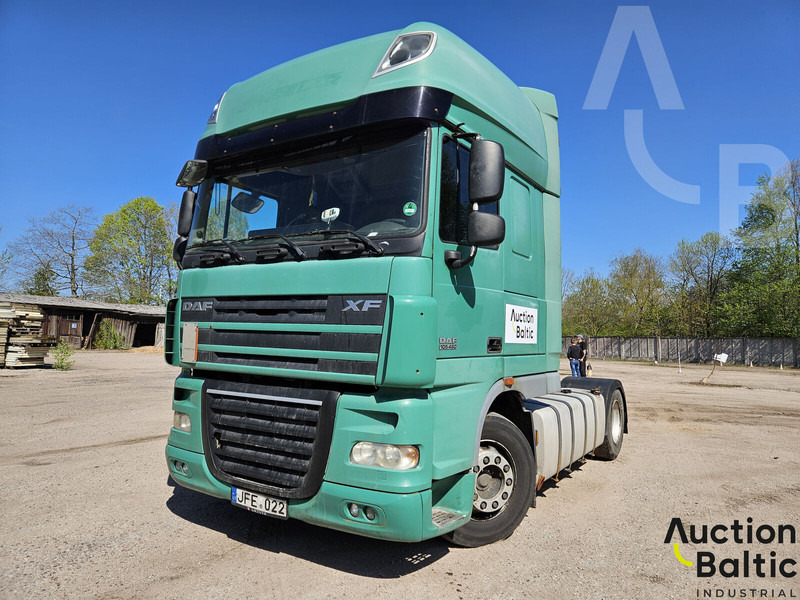 DAF XF105.460 - Xe đầu kéo: hình 1 DAF XF105.460 - Xe đầu kéo: hình 1