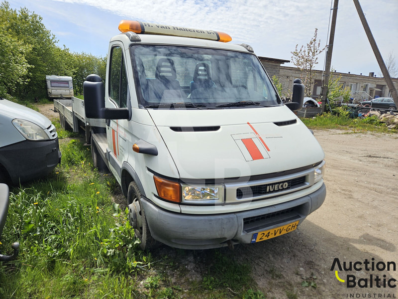 Iveco 40 C - Xe đầu kéo: hình 2 Iveco 40 C - Xe đầu kéo: hình 2