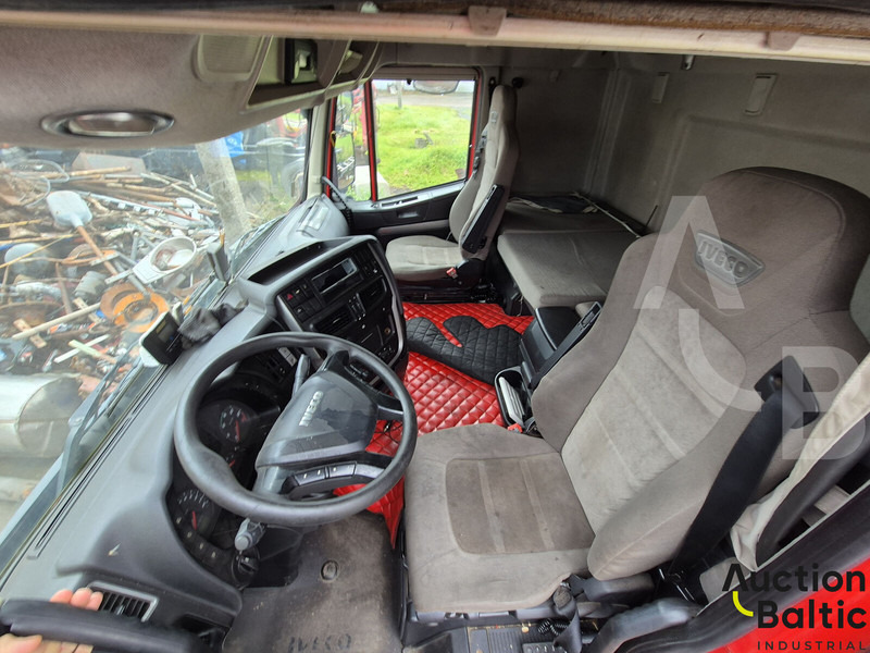Iveco AS 440 T/P - Xe đầu kéo: hình 5 Iveco AS 440 T/P - Xe đầu kéo: hình 5