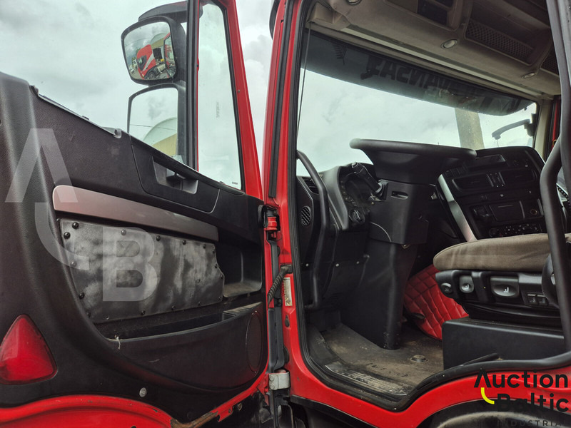 Iveco AS 440 T/P - Xe đầu kéo: hình 4 Iveco AS 440 T/P - Xe đầu kéo: hình 4