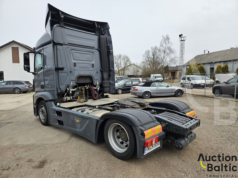 Mercedes-Benz Actros 1843 - Xe đầu kéo: hình 3 Mercedes-Benz Actros 1843 - Xe đầu kéo: hình 3