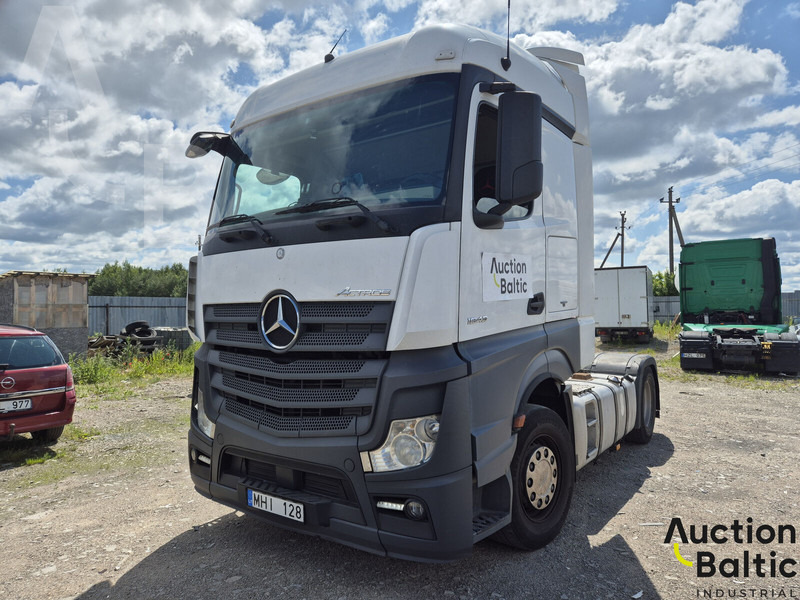 Mercedes-Benz Actros 1843 - Xe đầu kéo: hình 2 Mercedes-Benz Actros 1843 - Xe đầu kéo: hình 2
