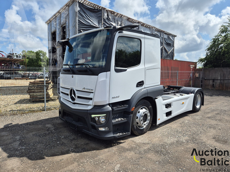 Mercedes-Benz Actros 1843 - Xe đầu kéo: hình 2 Mercedes-Benz Actros 1843 - Xe đầu kéo: hình 2