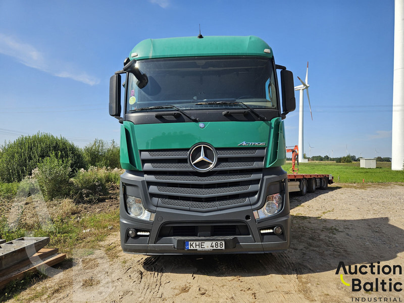 Mercedes-Benz Actros 1845 - Xe đầu kéo: hình 3 Mercedes-Benz Actros 1845 - Xe đầu kéo: hình 3