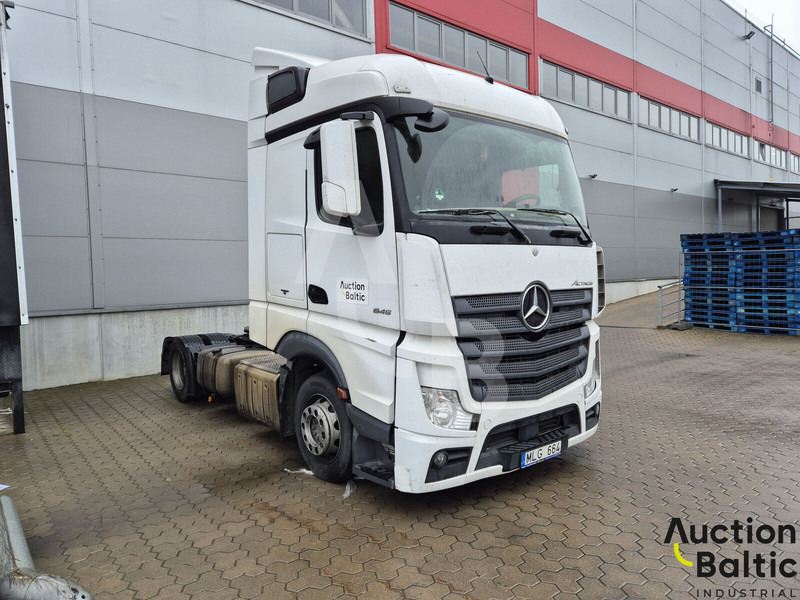 Mercedes-Benz Actros 1845 - Xe đầu kéo: hình 2 Mercedes-Benz Actros 1845 - Xe đầu kéo: hình 2