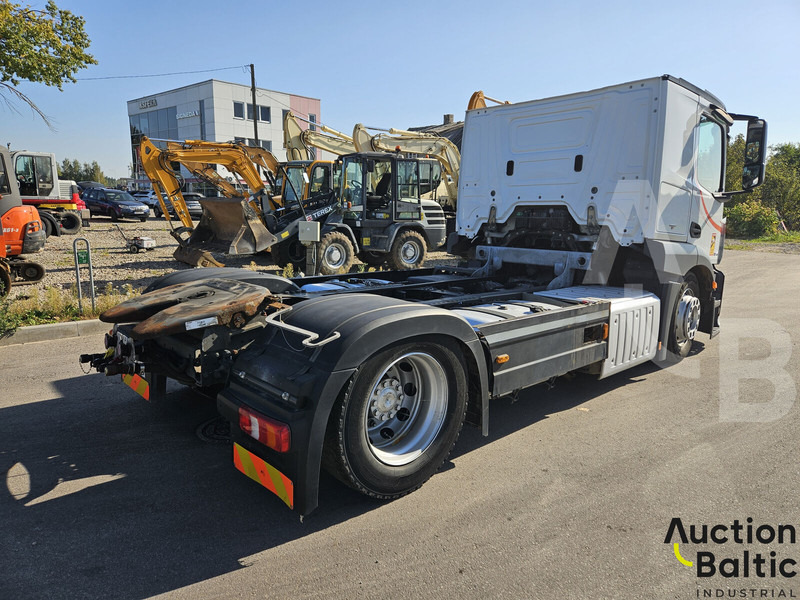 Mercedes-Benz Actros - Xe đầu kéo: hình 3 Mercedes-Benz Actros - Xe đầu kéo: hình 3
