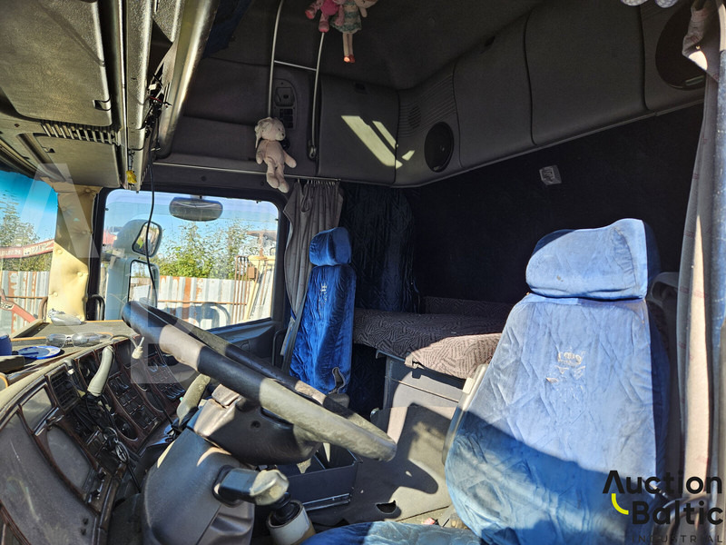 Scania R 114 LA - Xe đầu kéo: hình 5 Scania R 114 LA - Xe đầu kéo: hình 5