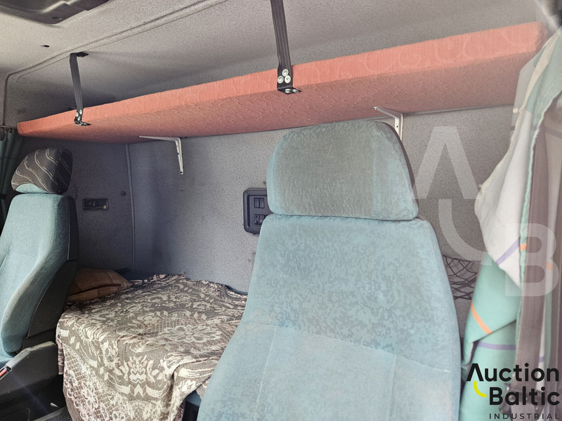 Xe đầu kéo Volvo FH12: hình 11 Xe đầu kéo Volvo FH12: hình 11