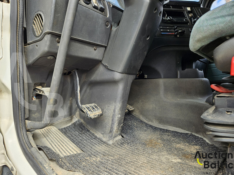 Xe đầu kéo Volvo FH12: hình 10 Xe đầu kéo Volvo FH12: hình 10