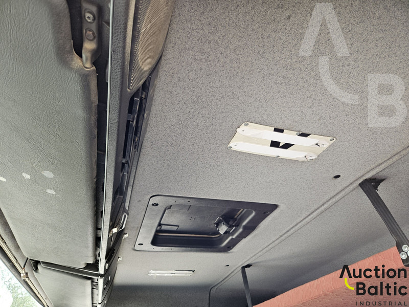 Xe đầu kéo Volvo FH12: hình 8 Xe đầu kéo Volvo FH12: hình 8