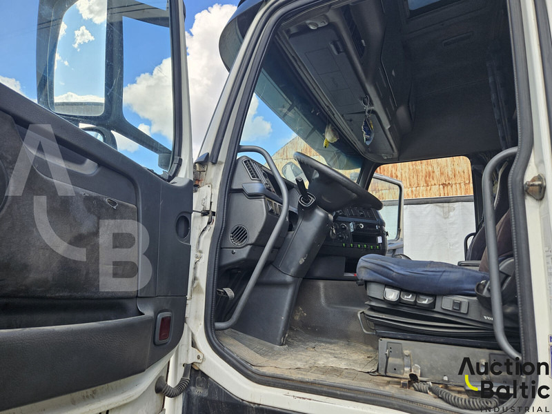 Volvo FH400 - Xe đầu kéo: hình 5 Volvo FH400 - Xe đầu kéo: hình 5