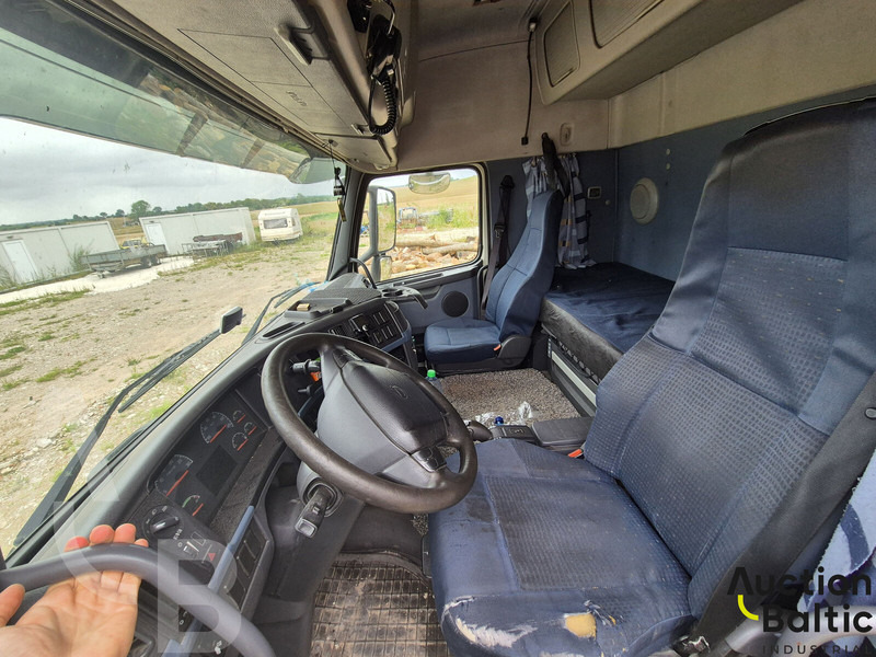Volvo FH400 - Xe đầu kéo: hình 5 Volvo FH400 - Xe đầu kéo: hình 5
