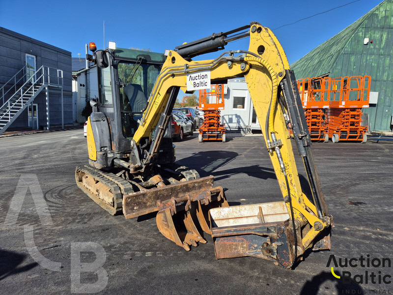 Yanmar Vio 33 U - Máy xúc mini: hình 1 Yanmar Vio 33 U - Máy xúc mini: hình 1