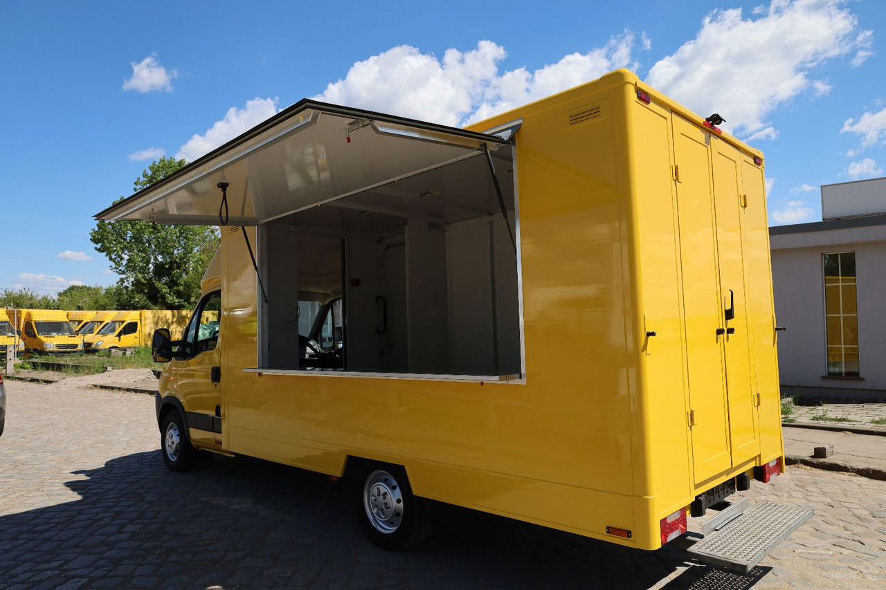 Iveco C30C/ FOODTRUCK - Xe tải nhỏ thùng kín: hình 4 Iveco C30C/ FOODTRUCK - Xe tải nhỏ thùng kín: hình 4