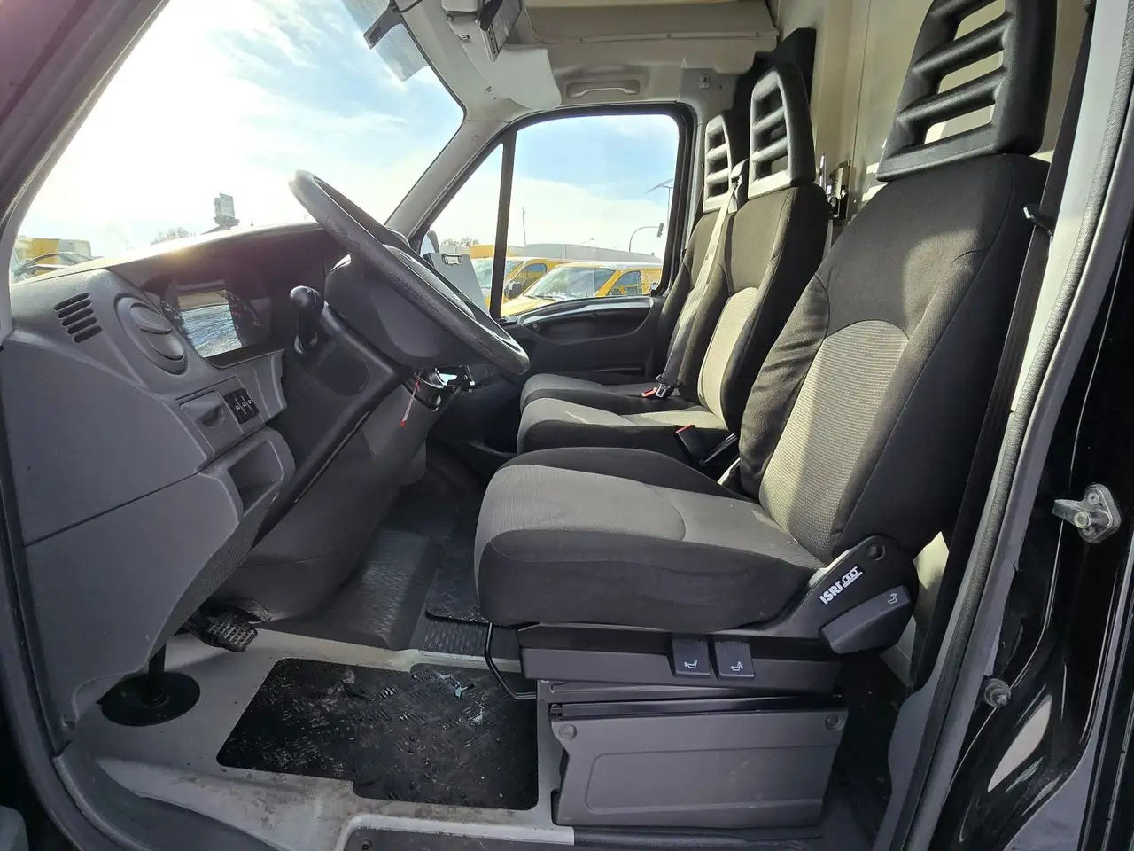 Xe tải bán hàng Iveco IS35SI2AA/ FOODTRUCK/Daily: hình 10 Xe tải bán hàng Iveco IS35SI2AA/ FOODTRUCK/Daily: hình 10