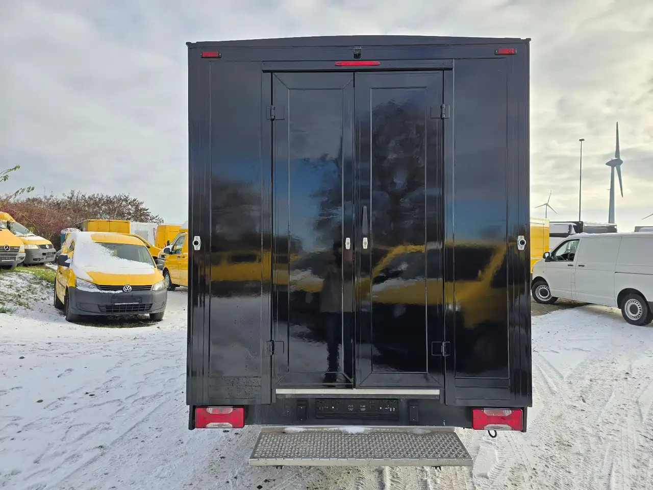 Xe tải bán hàng Iveco IS35SI2AA/ FOODTRUCK/Daily: hình 8 Xe tải bán hàng Iveco IS35SI2AA/ FOODTRUCK/Daily: hình 8