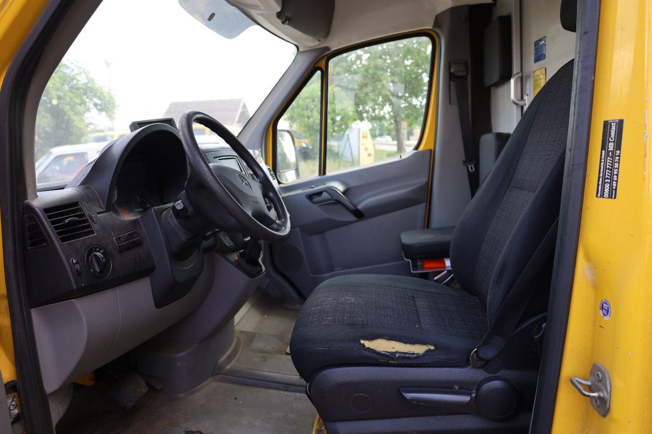 Mercedes-Benz Sprinter II Pritsche/ Koffer/Regalsystem - Xe tải nhỏ thùng kín: hình 3 Mercedes-Benz Sprinter II Pritsche/ Koffer/Regalsystem - Xe tải nhỏ thùng kín: hình 3
