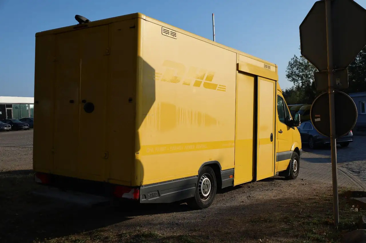 Mercedes-Benz Sprinter II Pritsche/ Koffer/Regalsystem - Xe tải nhỏ thùng kín: hình 5 Mercedes-Benz Sprinter II Pritsche/ Koffer/Regalsystem - Xe tải nhỏ thùng kín: hình 5