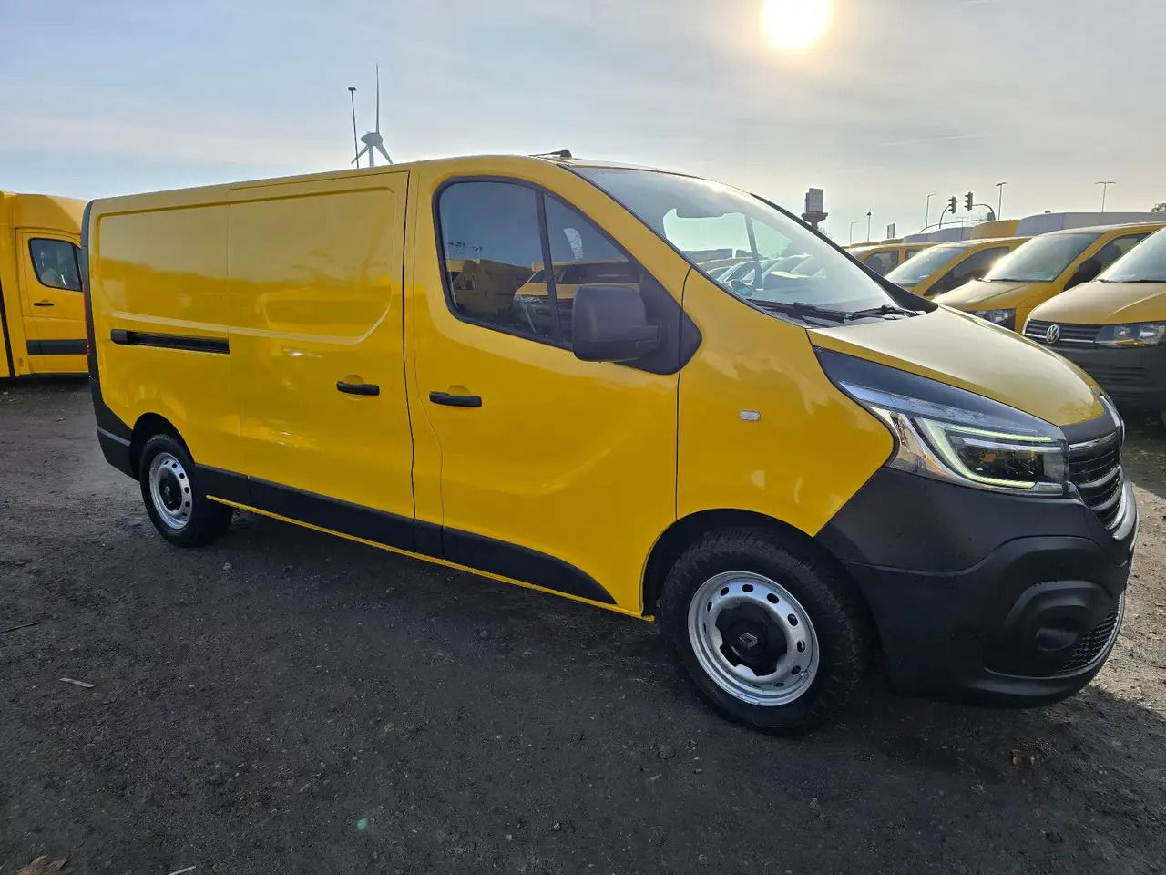 Renault Trafic Kasten L2H1 3,0t Komfort - Xe van chở hàng: hình 2 Renault Trafic Kasten L2H1 3,0t Komfort - Xe van chở hàng: hình 2