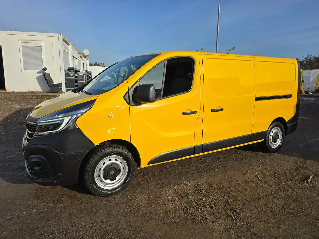 Renault Trafic Kasten L2H1 3,0t Komfort - Xe van chở hàng: hình 1 Renault Trafic Kasten L2H1 3,0t Komfort - Xe van chở hàng: hình 1
