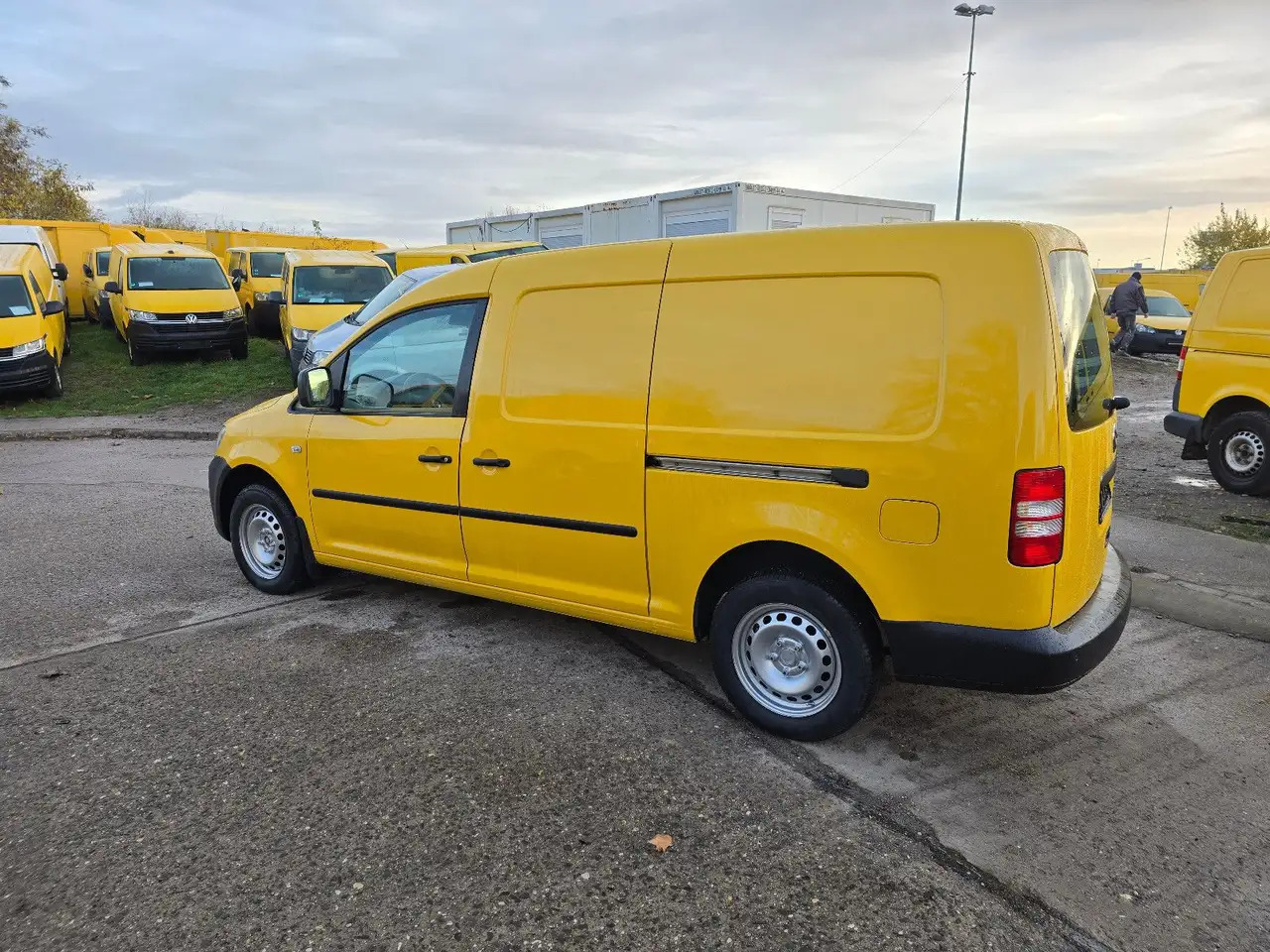 Volkswagen 2KN/Caddy/62kW/Lange Version - Xe van chở hàng: hình 3 Volkswagen 2KN/Caddy/62kW/Lange Version - Xe van chở hàng: hình 3